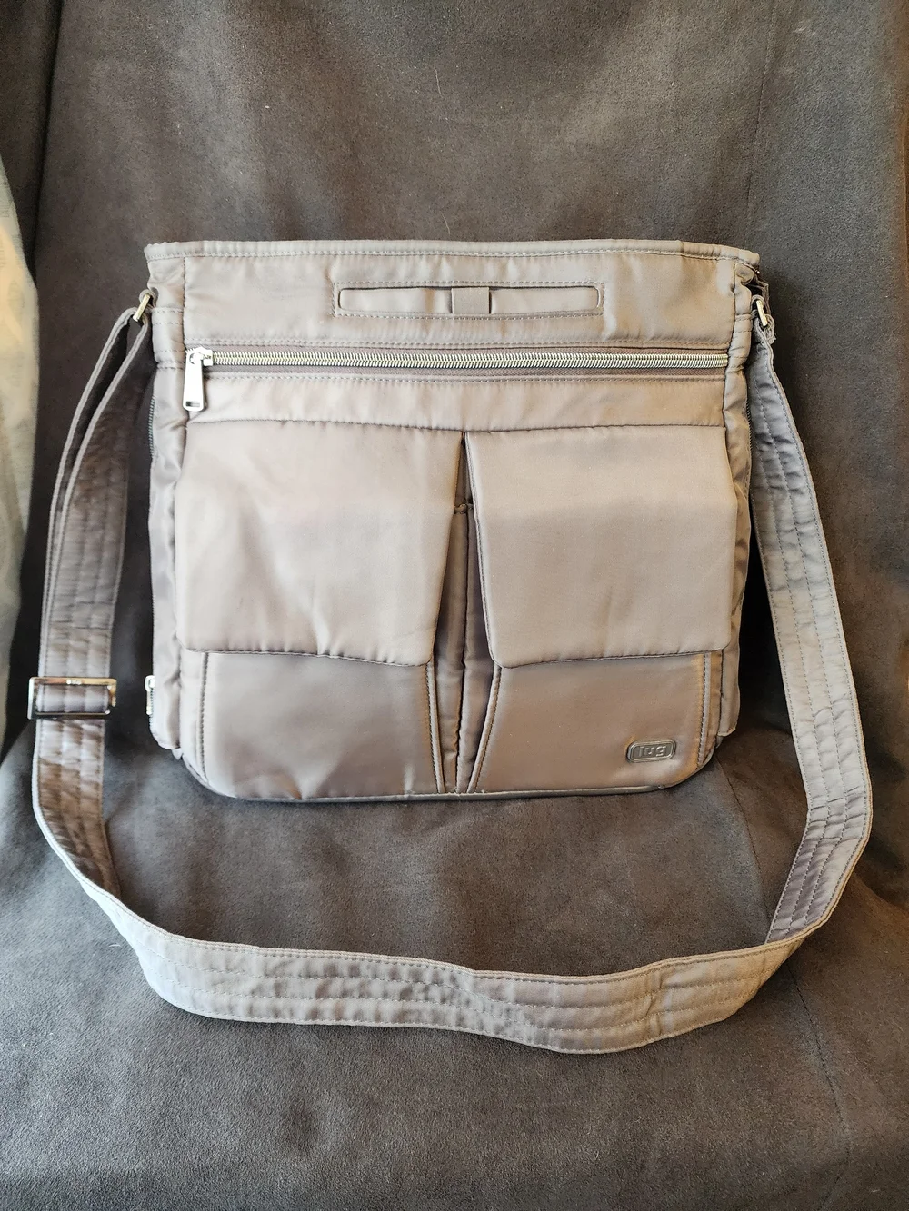 Lug Happy Camper Crossbody Bag Gunmetal Gray RFID Travel Purse Like New!